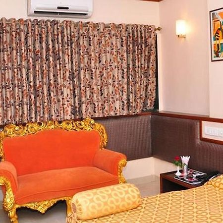 Hotel Siddhartha Bombay Eksteriør billede